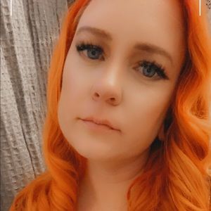 Meet your Posher, Candice